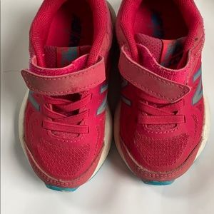 Pink New balance sneakers. Size 7.